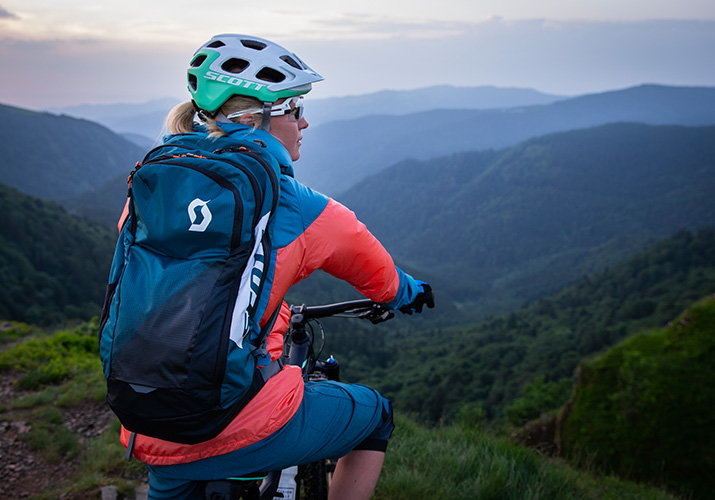 ¿Cómo elegir correctamente una mochila de ciclismo?