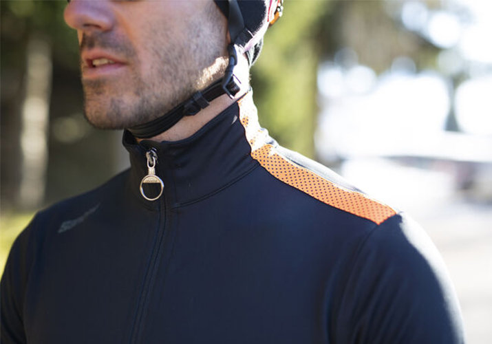 ¿Cómo elegir la chaqueta de ciclismo adecuada?