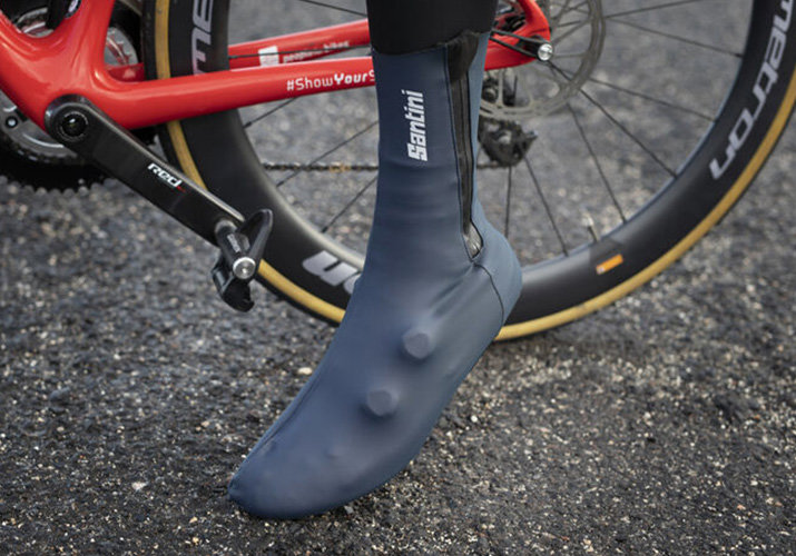 Cubrebotas para zapatillas de ciclismo para rutas invernales.