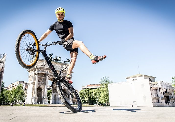 ¿Conoces las disciplinas del ciclismo? También el “baile” y el “salto”
