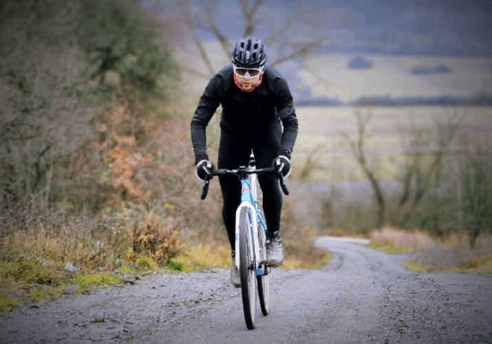 Ciclismo invernal: ¿Cómo puede fortalecer el sistema inmunológico?