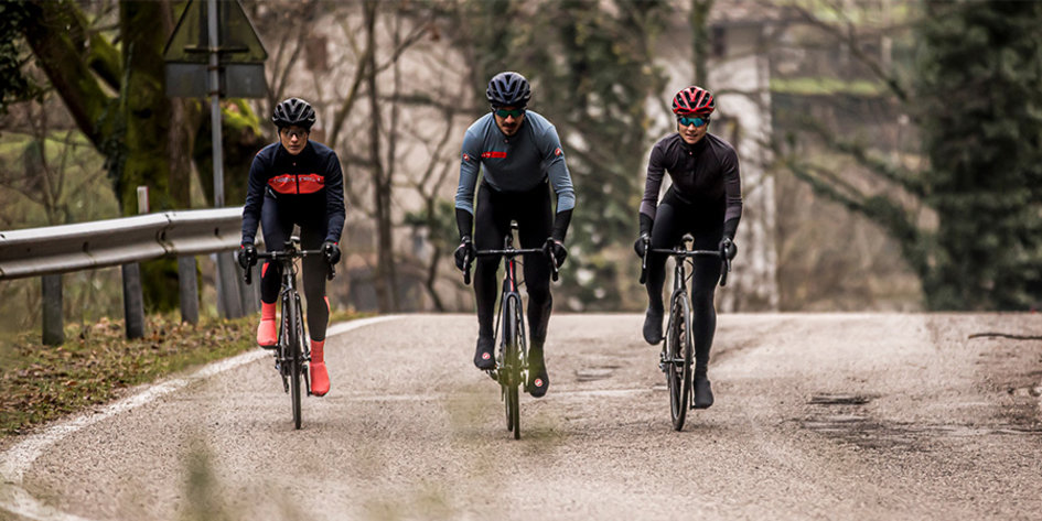 ¿Cómo elegir la chaqueta de ciclismo adecuada?>