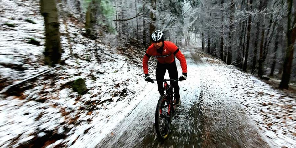 CÓMO MANTENERSE EN FORMA DURANTE EL INVIERNO: 5 actividades adecuadas con las que seguramente lo lograrás.>