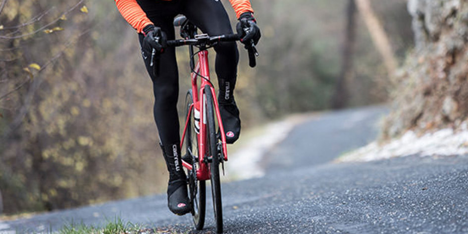 Cubrebotas para zapatillas de ciclismo para rutas invernales.>