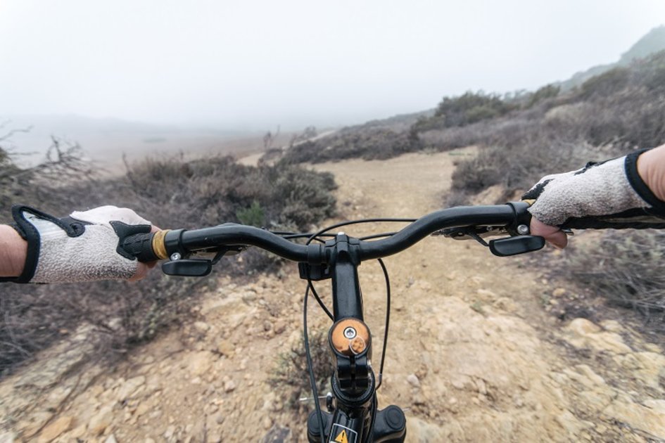 El experto recomienda: ¿Qué ponerse para el ciclismo temprano en primavera?>