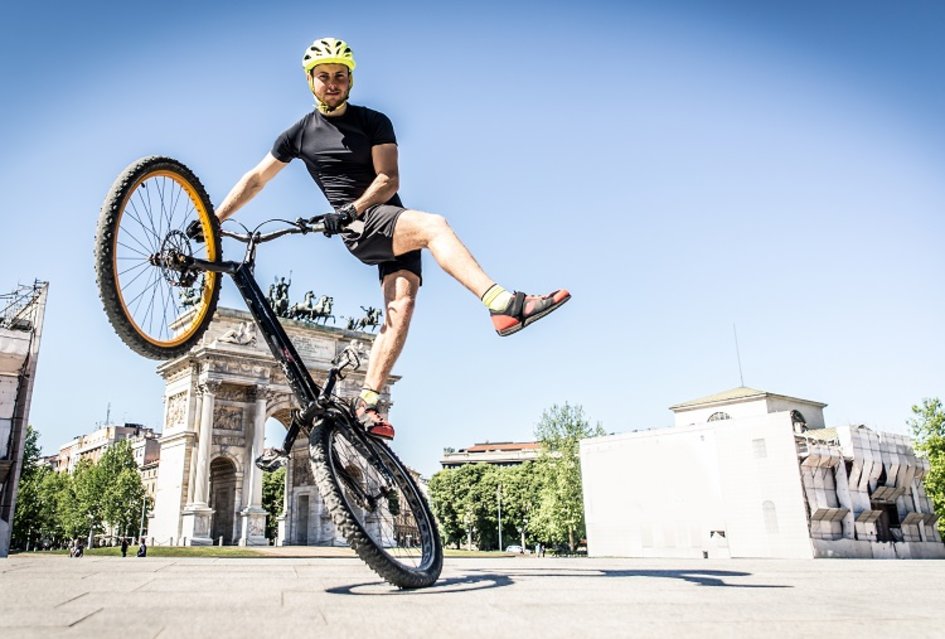 ¿Conoces las disciplinas del ciclismo? También el “baile” y el “salto”>