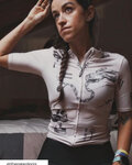RIVANELLE jersey de manga corta - TATTOO - marfil/gris