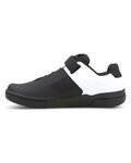 CRANKBROTHERS baratijas - STAMP SPEED LACE FLAT - negro/blanco