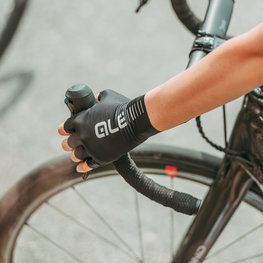 ALÉ guantes de dedos cortos - SUNSELECT CRONO - negro/blanco